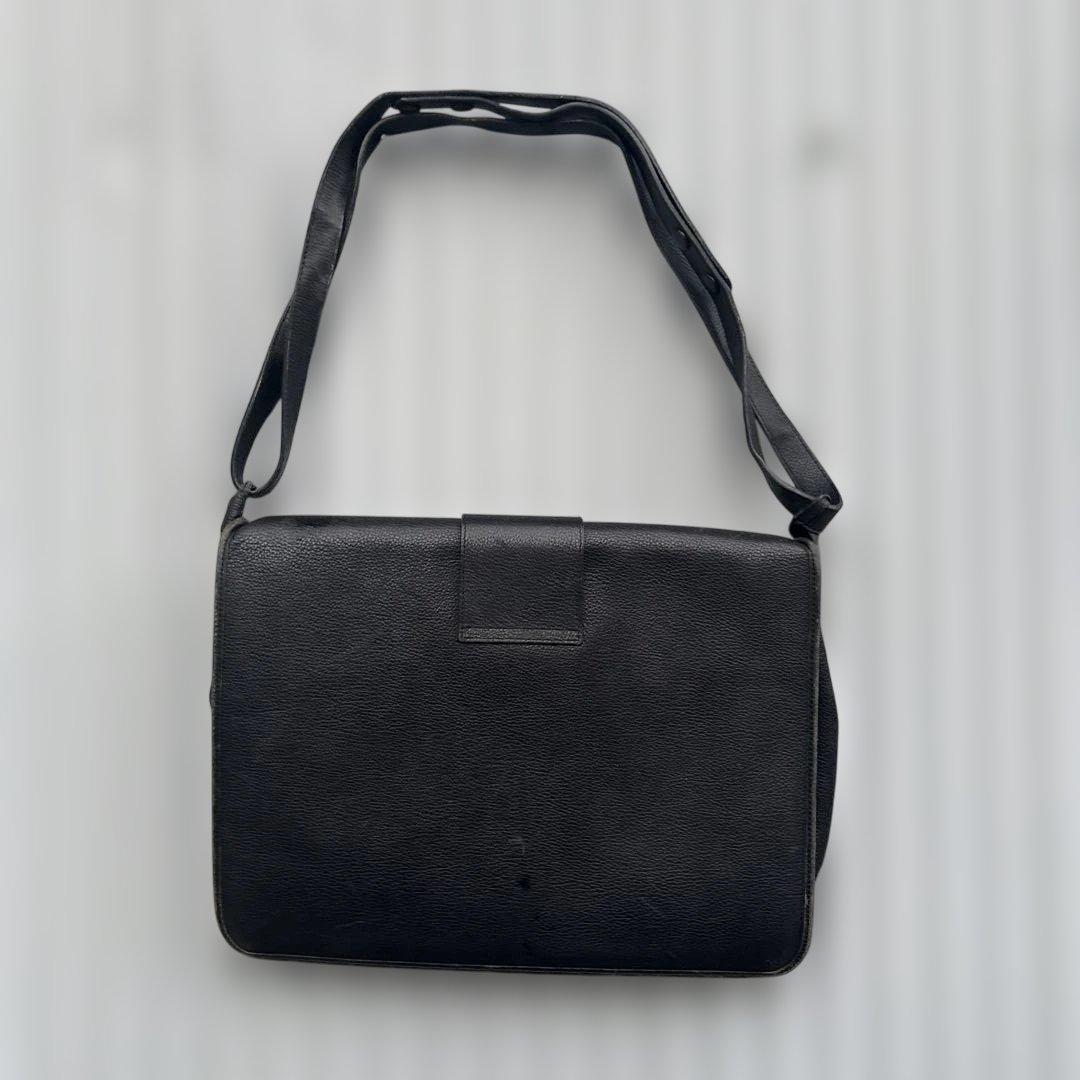 イヴサンローラン　ショルダーバッグ 2way カサンドラロゴ