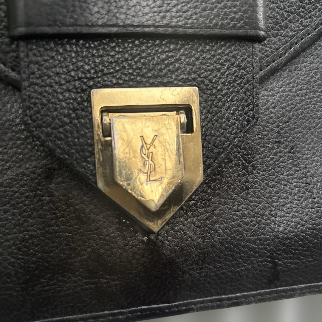 イヴサンローラン　ショルダーバッグ 2way カサンドラロゴ