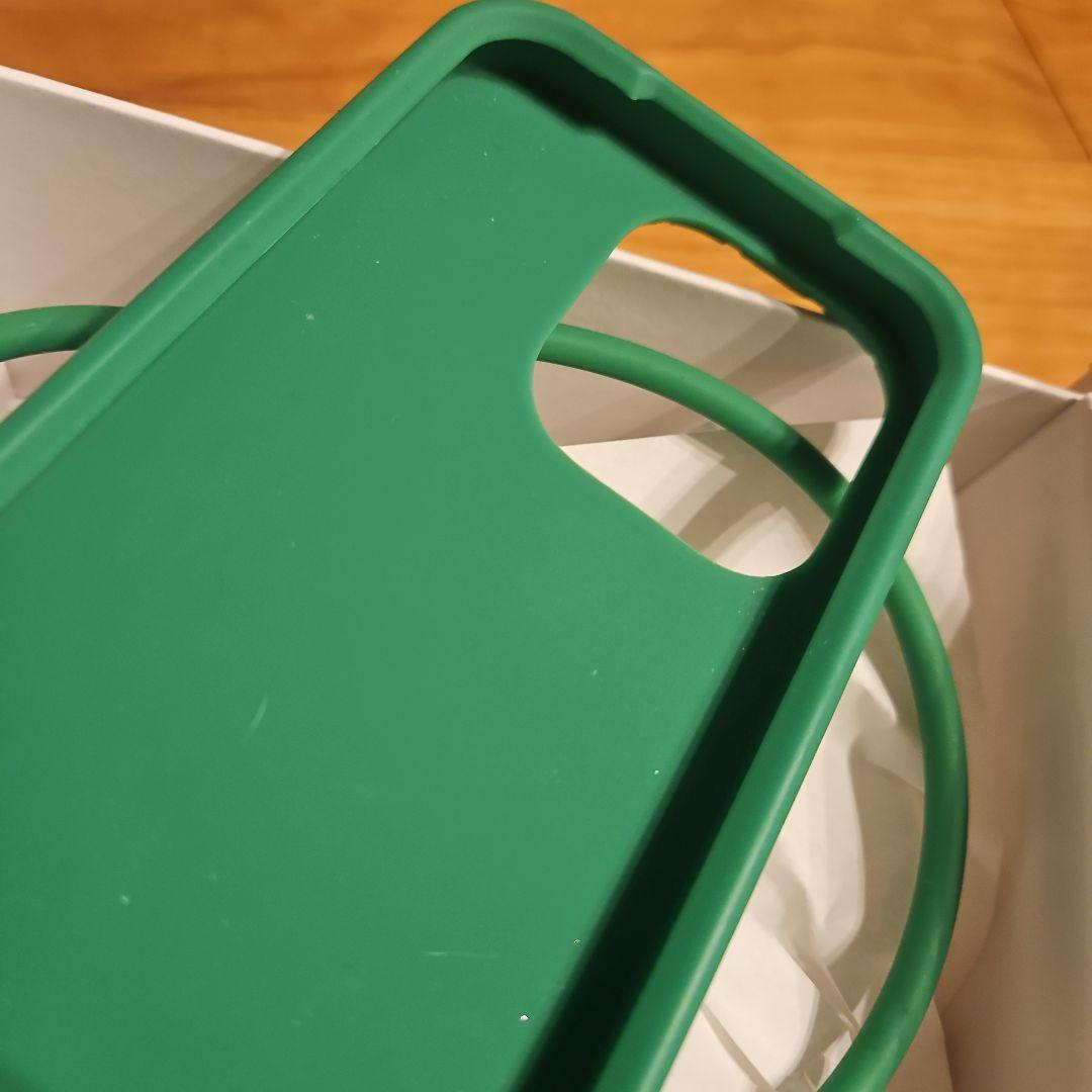 BOTTEGA VENETA グリーンシリコンケース