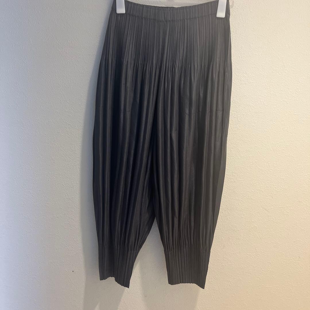 パンツ PLEATS PLEASE ISSEY MIYAKE FLUFFY BASICS