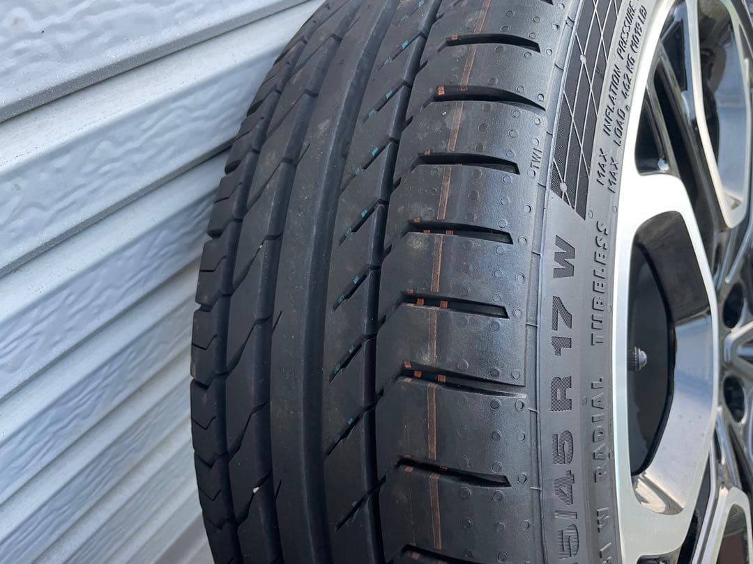 スイフト　純正ホイール　17インチ　新車外し