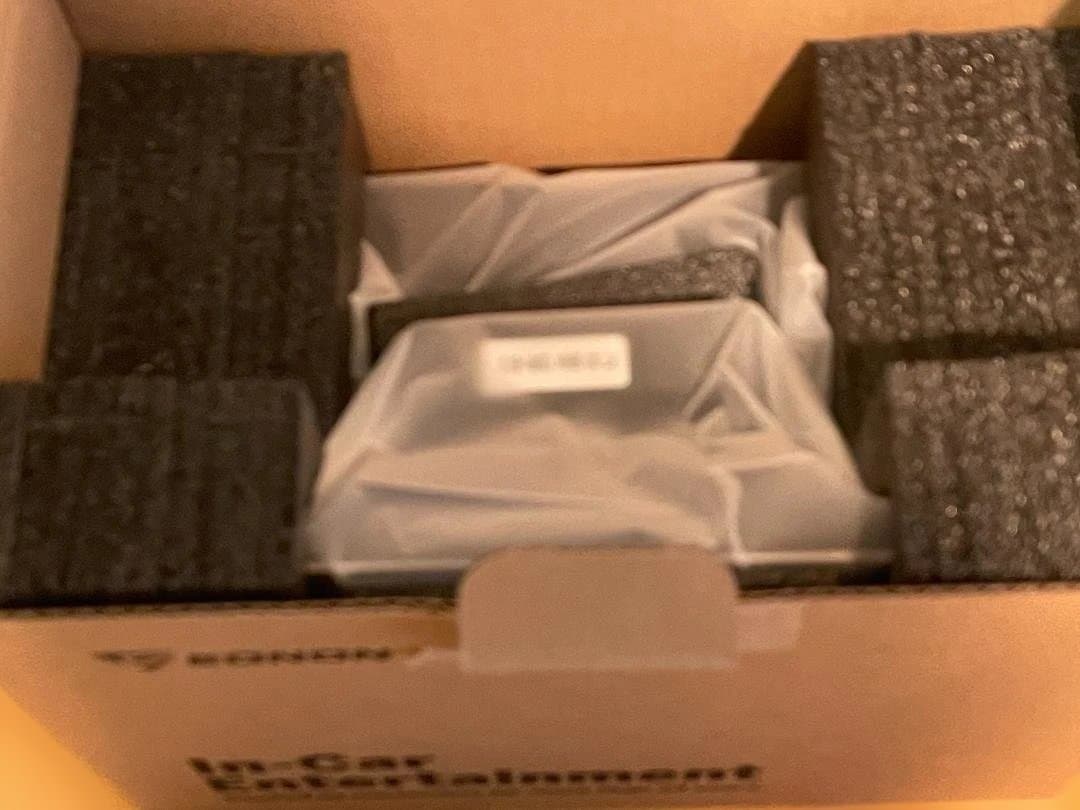 T*O様 EONON UX7J-PLUS カーナビ 10.1インチ35,800円