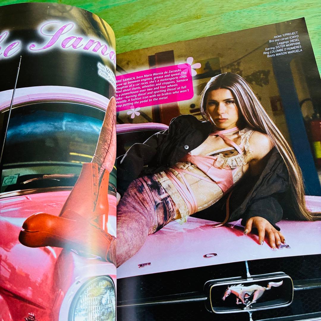 洋書　BUFFALO PINK