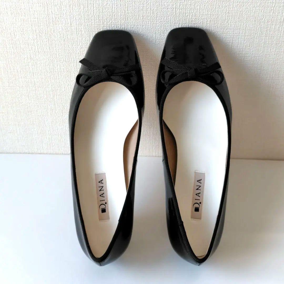 【三奈】未使用級✨️ダイアナ　バレエシューズ　エナメル　リボン　24cm