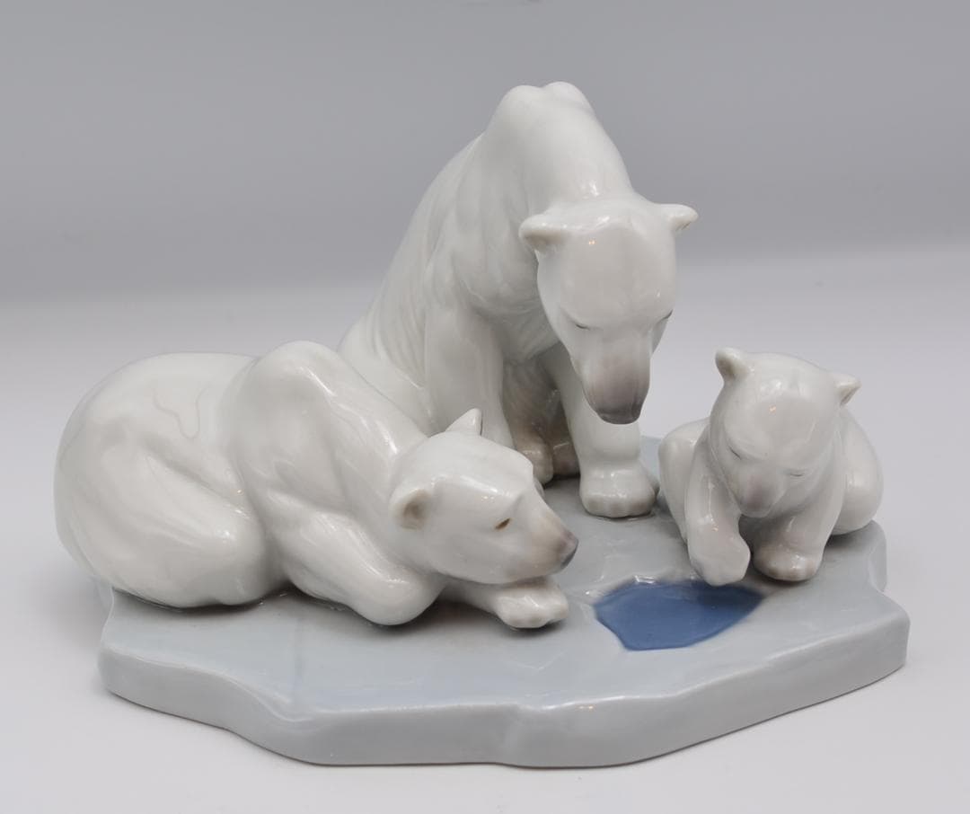 シロクマのような愛　＃1443　★リヤドロ　スペイン　光沢仕上げ　ヴィンテージ