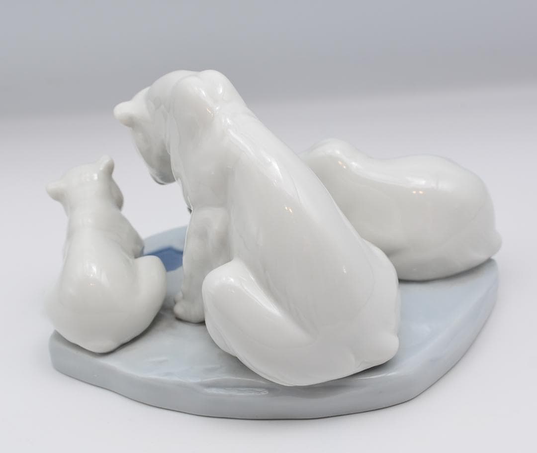 シロクマのような愛　＃1443　★リヤドロ　スペイン　光沢仕上げ　ヴィンテージ