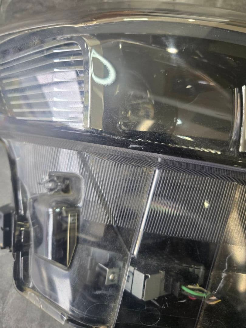 B44A　日産　ルークス　ハイウェイスター　ヘッドライト