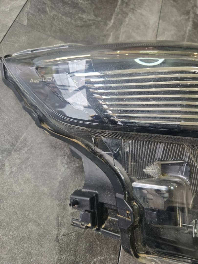 B44A　日産　ルークス　ハイウェイスター　ヘッドライト