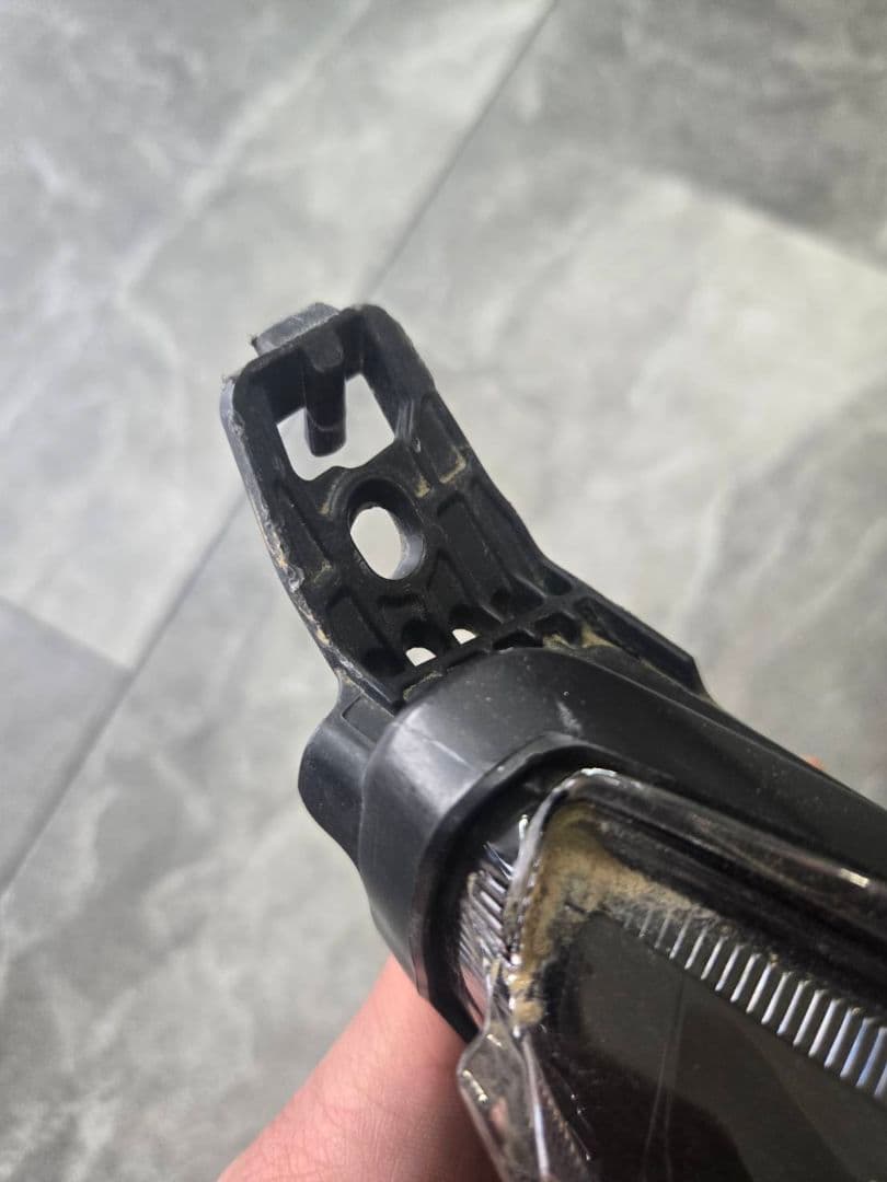 B44A　日産　ルークス　ハイウェイスター　ヘッドライト