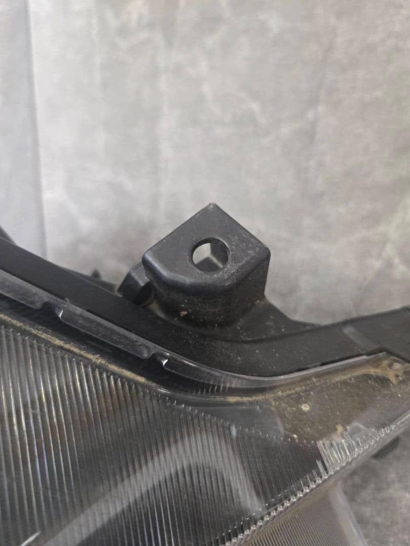 B44A　日産　ルークス　ハイウェイスター　ヘッドライト