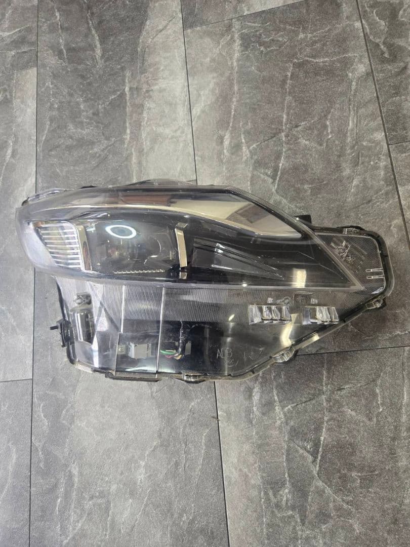 B44A　日産　ルークス　ハイウェイスター　ヘッドライト