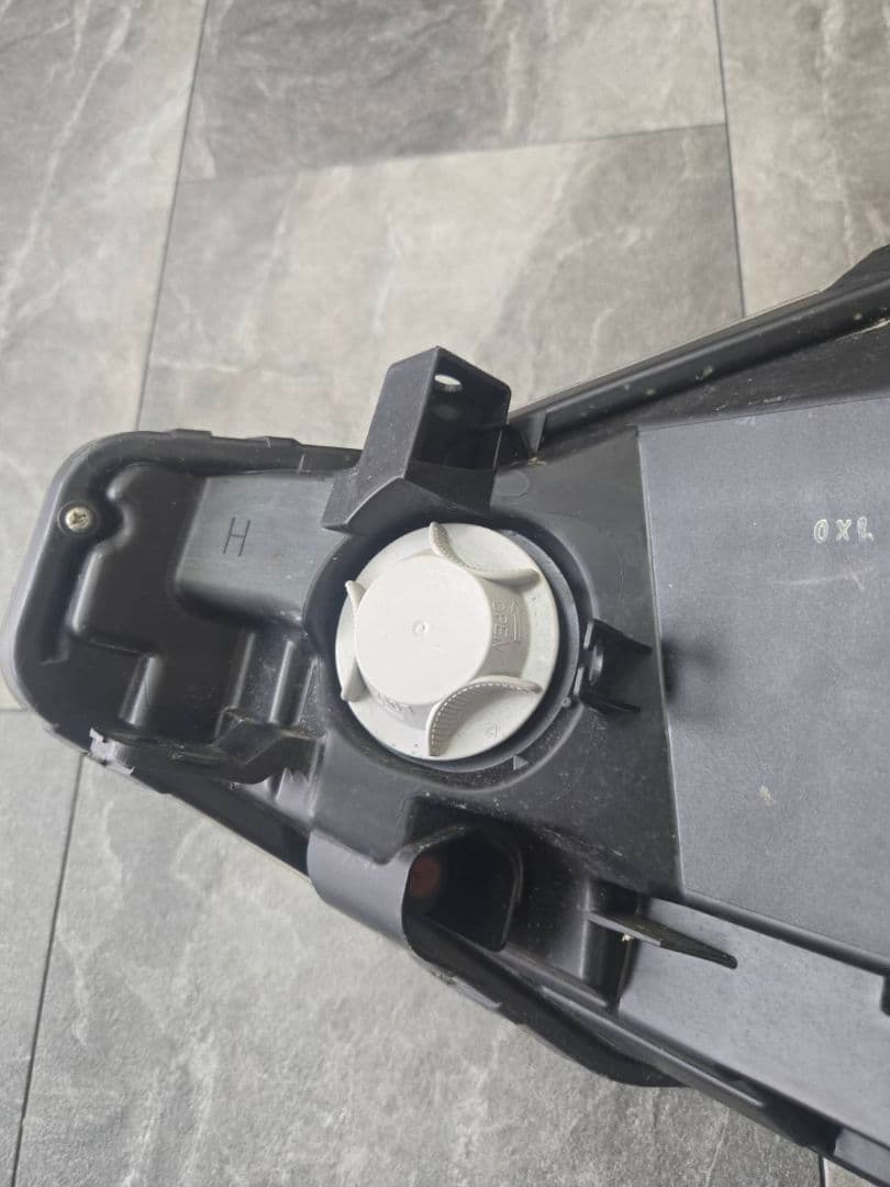 B44A　日産　ルークス　ハイウェイスター　ヘッドライト