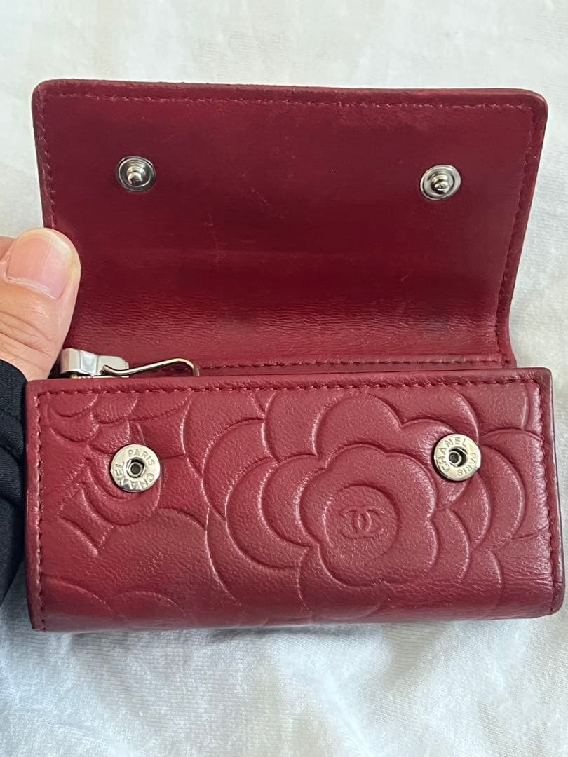 専用　CHANEL カメリア　エンボスキーケース バーガンディ