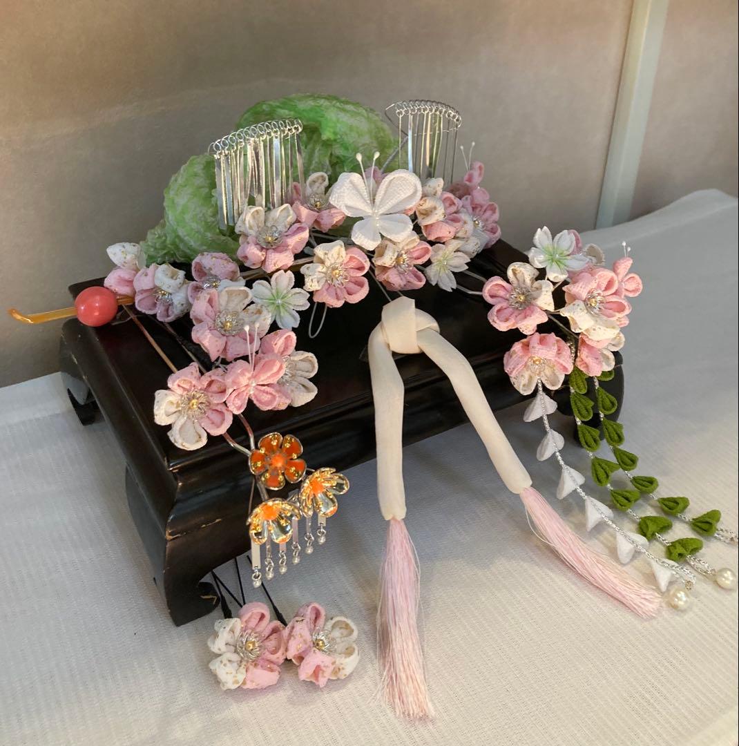 専用　七五三　梅桜饗宴　蝶々舞う勝山簪　金属簪　玉簪　ひわ鹿の子　白緑藤下がり