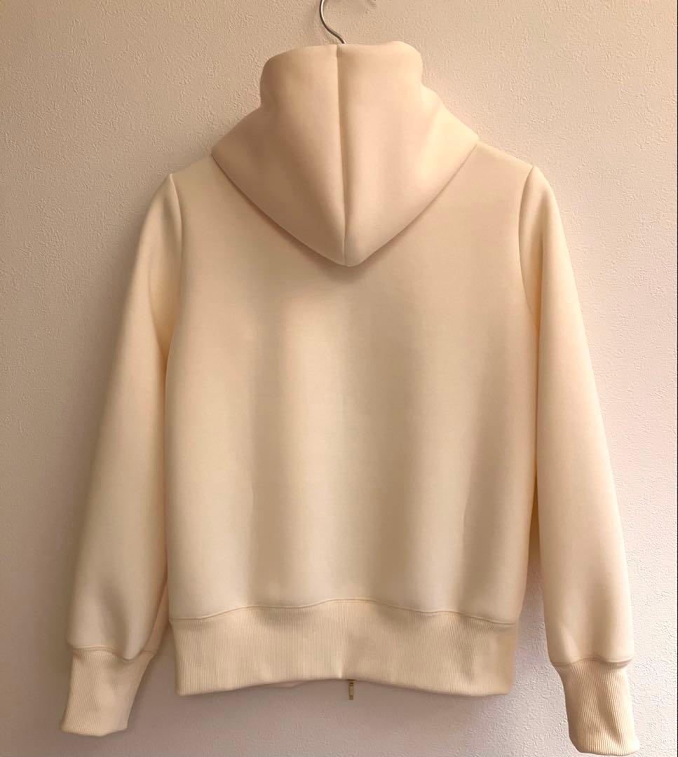 スポンジダンボールZIPパーカーカットソー