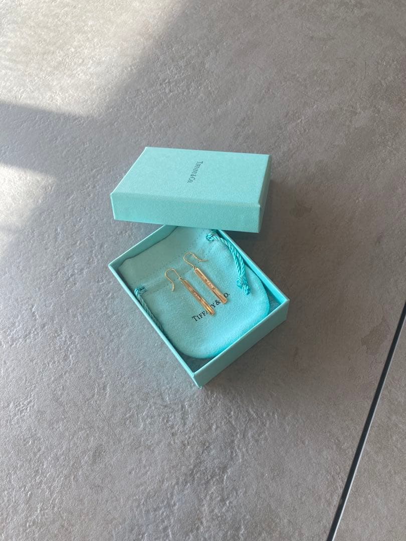 ティファニー　プレートピアス　フックピアス　バーピアス　k18