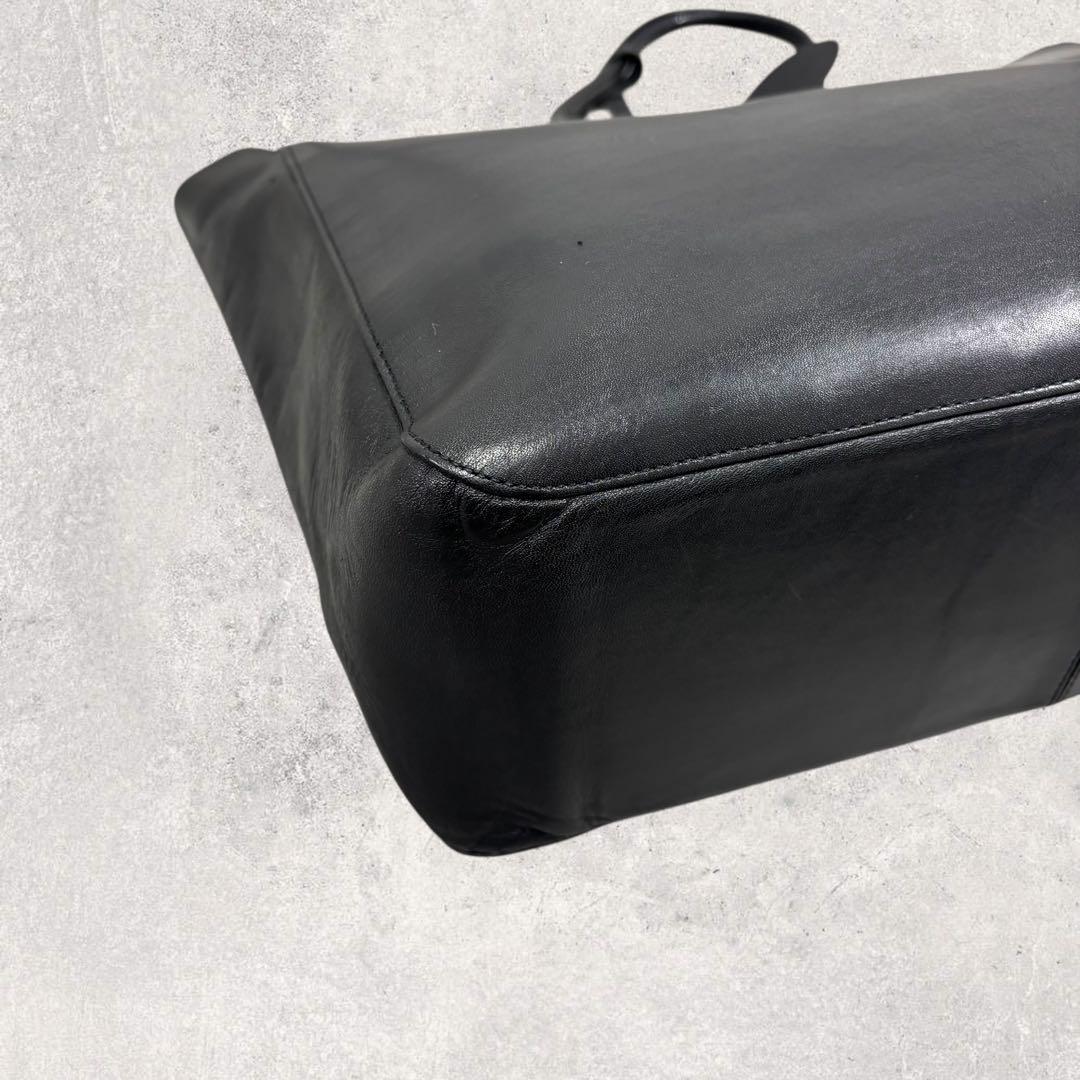 マーガレットハウエル トートバッグ レザー 旧ロゴ 黒 A4 肩掛け チャーム付