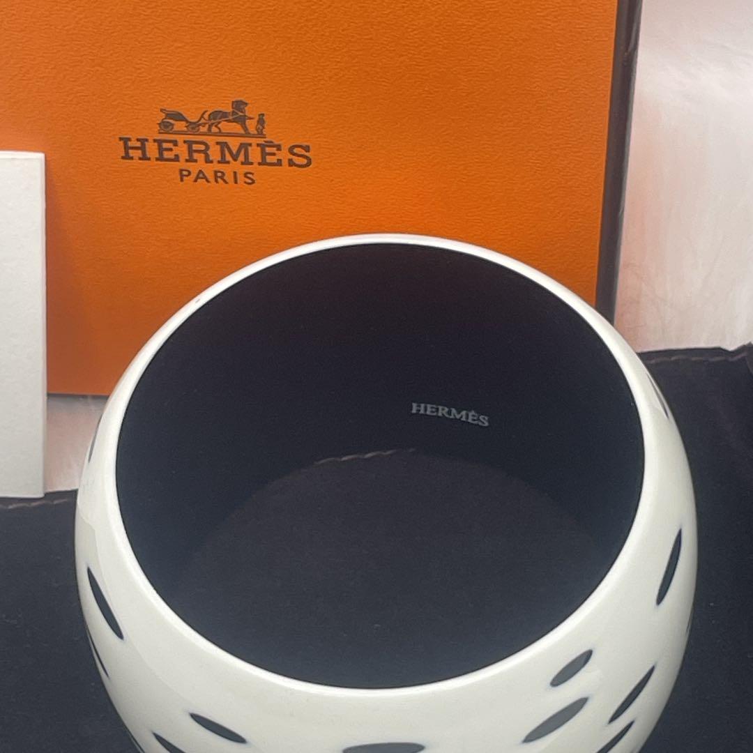 【美品】　HERMES　エルメス　ラッカーウッド　バングル　ホワイト×ブラック