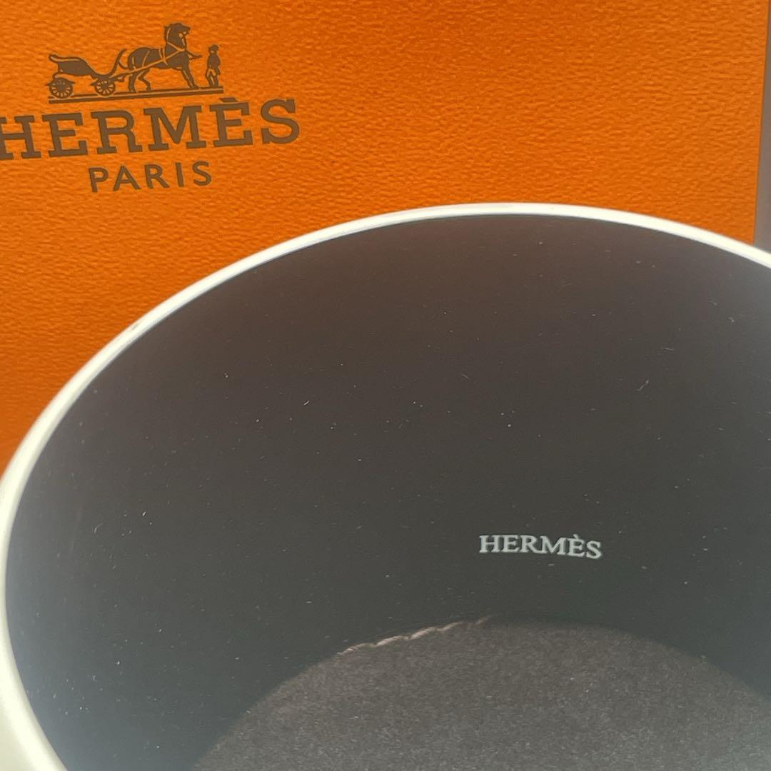 【美品】　HERMES　エルメス　ラッカーウッド　バングル　ホワイト×ブラック