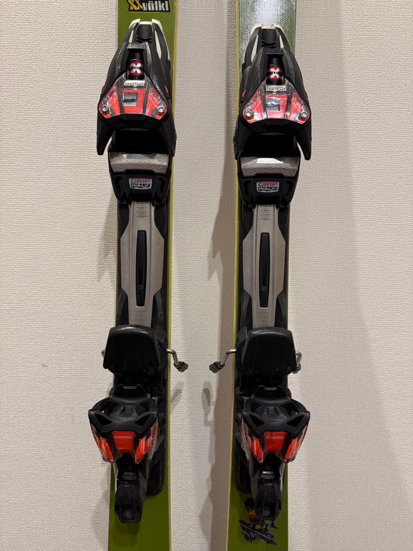 【新春値引き】Völkl Racetiger SL スキー 板　165cm