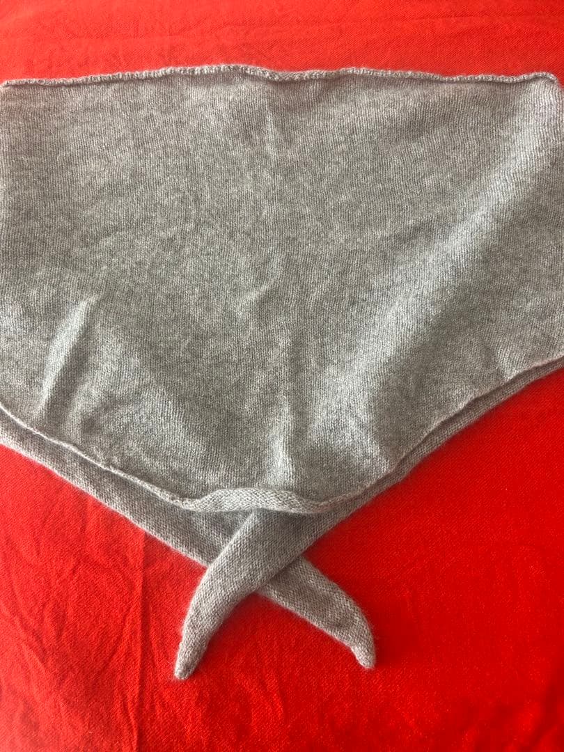 エバムエバ evam eva カシミアトライアングルマフラー