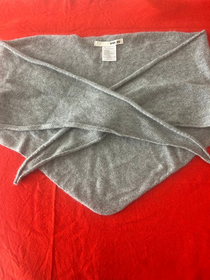 エバムエバ evam eva カシミアトライアングルマフラー