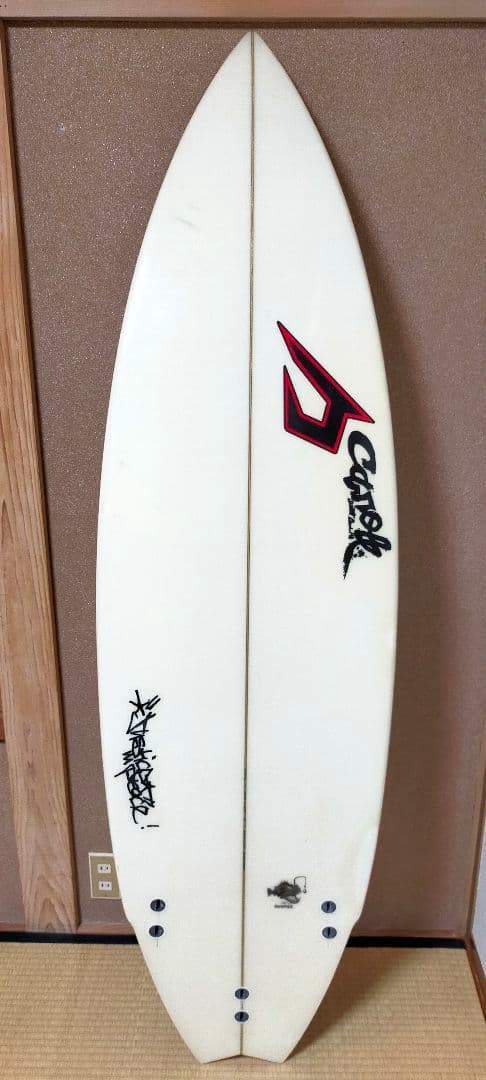 ジャスティス・サーフボード SNAPPERケース・フィン付き