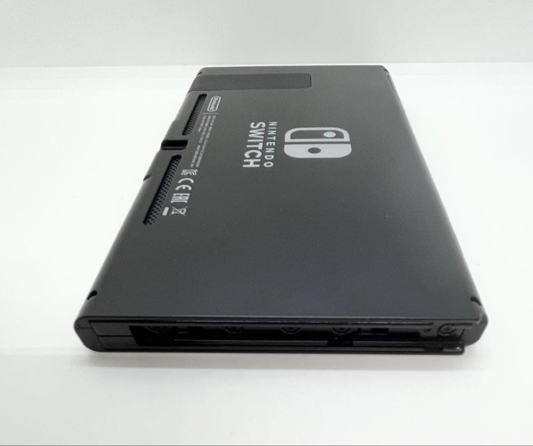 【美品】 ニンテンドー スイッチ 本体 2018年製 HAC-001