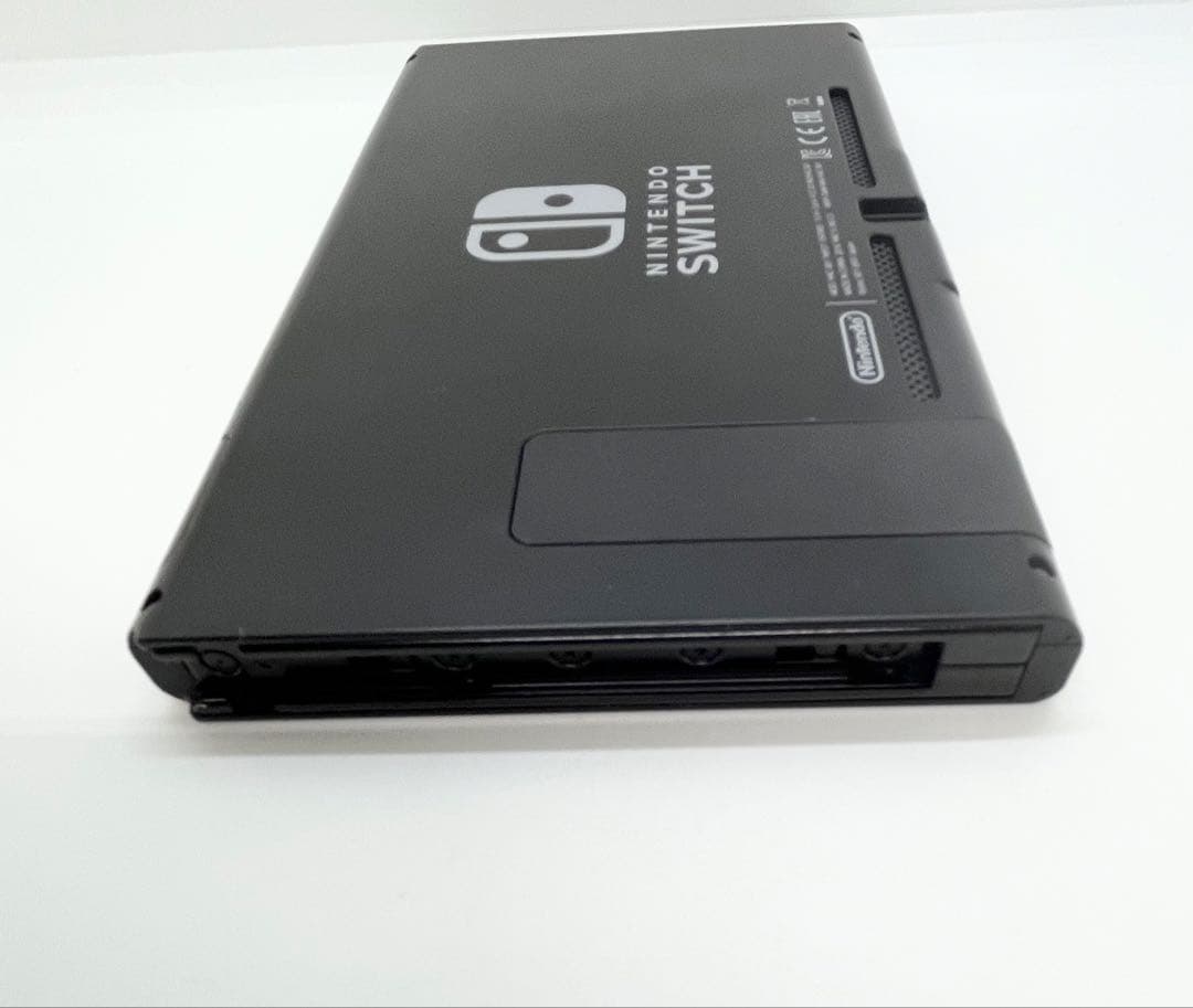 【美品】 ニンテンドー スイッチ 本体 2018年製 HAC-001