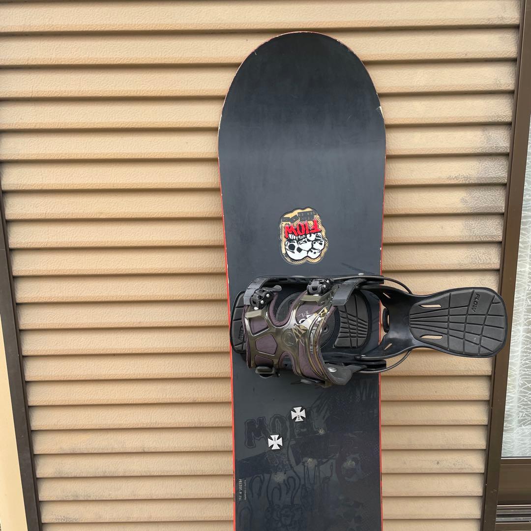 FLOW スノーボード ビンディング、ボードカバー付き