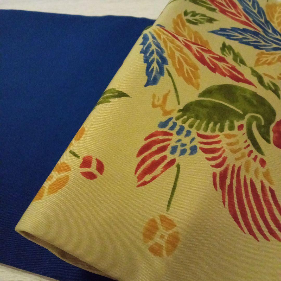 4666未使用に近い美品　ベージュ地と紺の配色が洒落　琉球紅型　正絹袋なごや帯