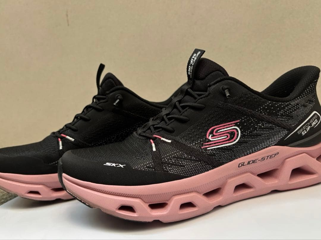 スケッチャーズスリップインズ:グライドステップアルタス-ファストレーン24.5㎝