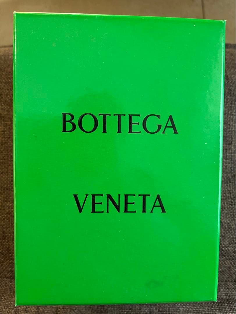 BOTTEGA VENETA 二つ折り財布
