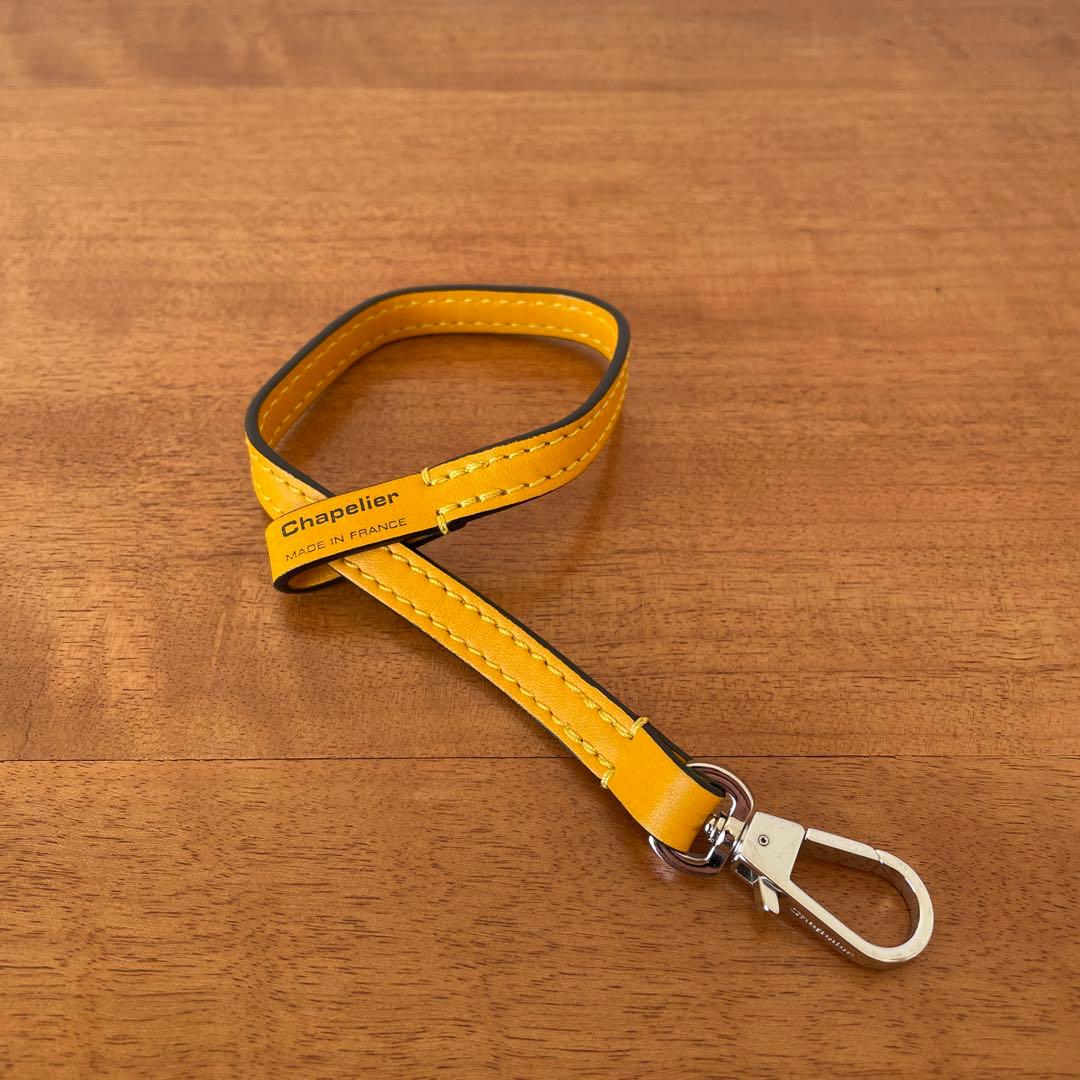 Herve Chapelier エルベシャプリエ　レザーストラップ　ジョーヌ