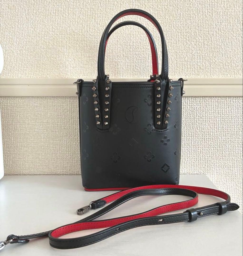 【クリスチャンルブタン】ショルダーバッグ