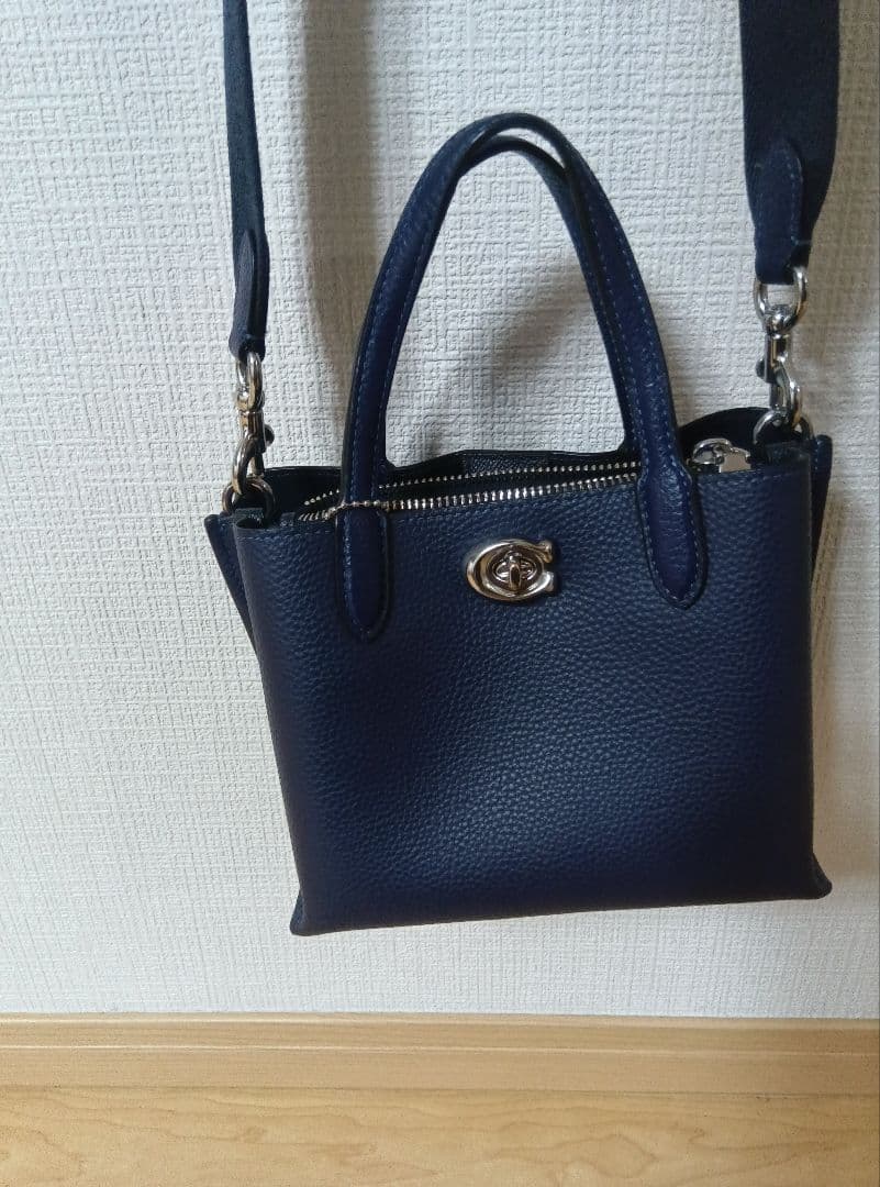 COACHネイビー レザー ショルダーバッグ