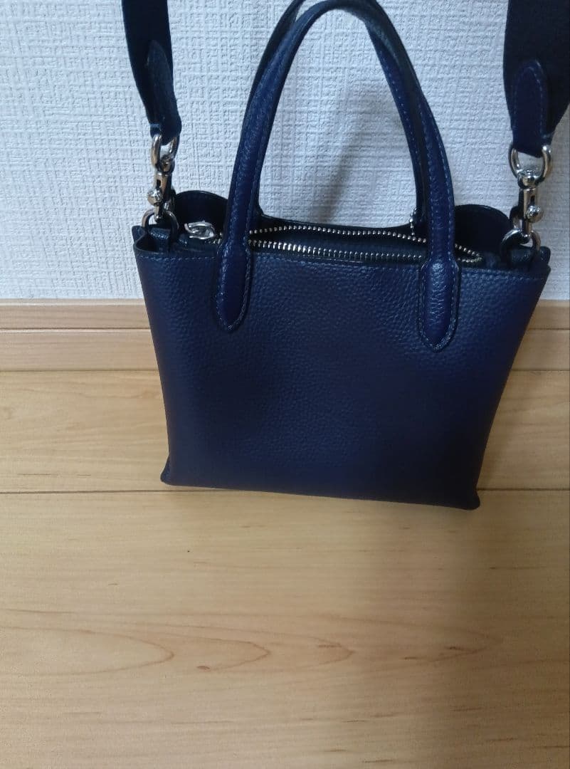 COACHネイビー レザー ショルダーバッグ