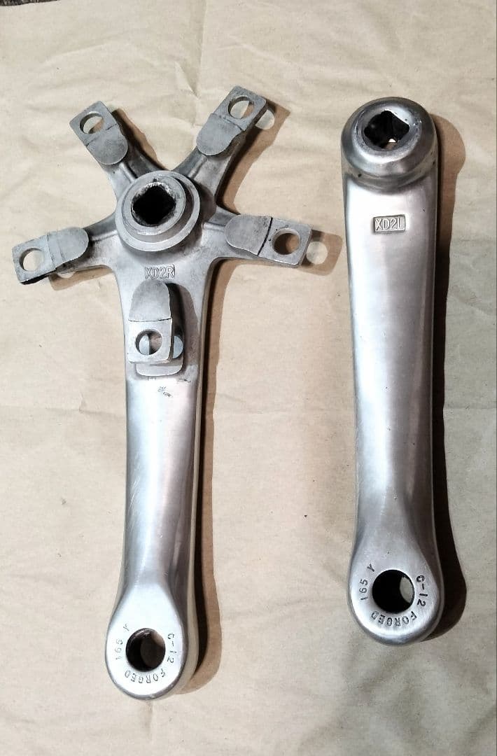 ストロングライト　クランクセット