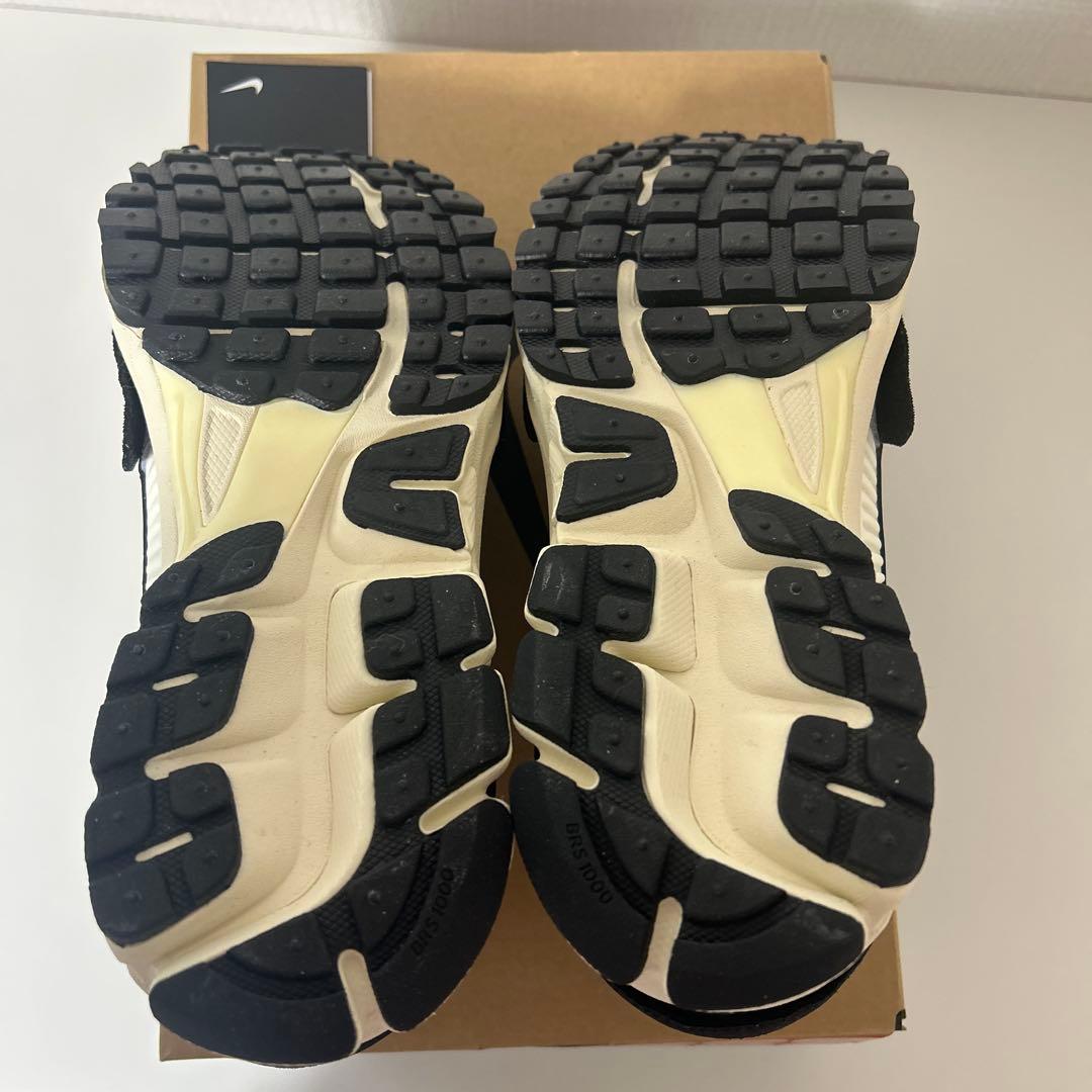 【新品未使用】Nike ZOOM VOMERO 5 PRM ブラック/ホワイト