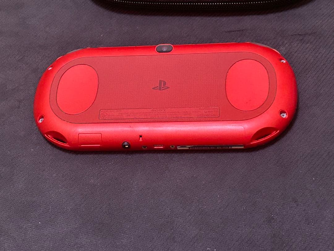 PlayStationVita ケース、メモリーカード、ソフト付