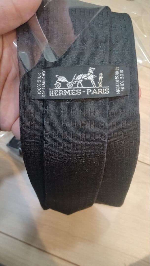 HERMES エルメス　ネクタイ　ファソネ　シルク　ブラック　H柄