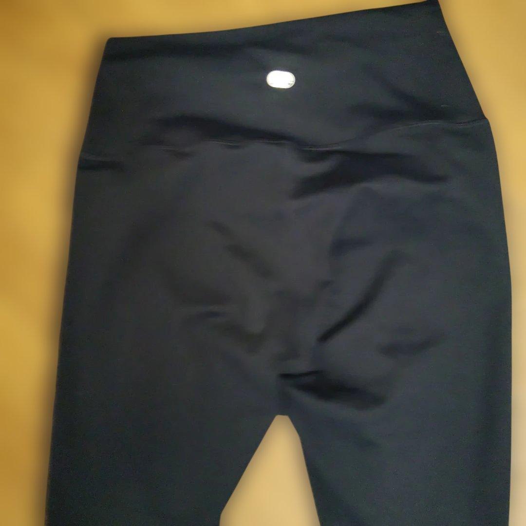 SUKALA.ヨガウェアセット タンクトップとレギンス、