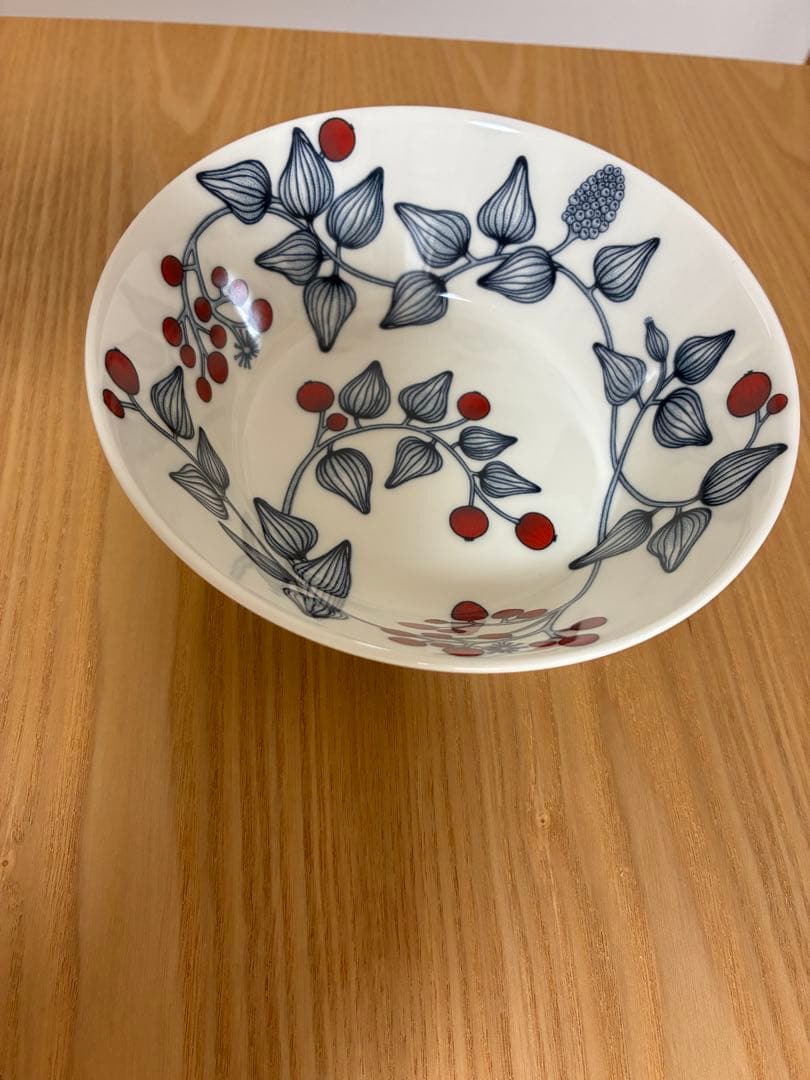 アラビア ルノ フロストベリー 17cmボウル Arabia runo