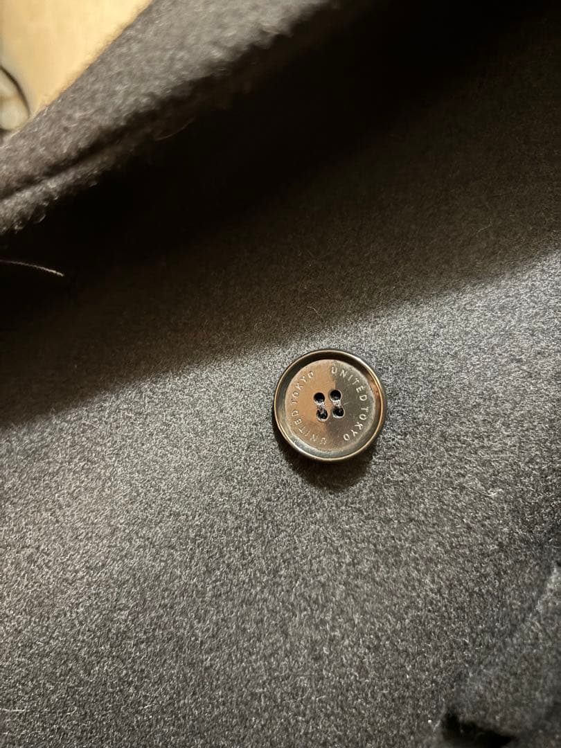 一度のみ着用UNITEDTOKYO Super140カシミヤ混チェスターコート