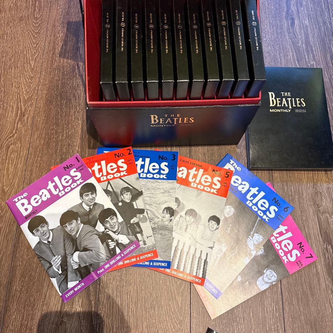 THE BEATLES MONTHLY BOX ボックスセット
