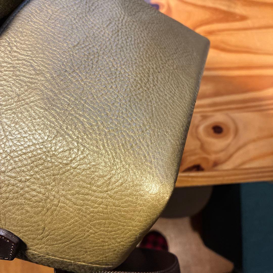 土屋鞄　ザ・シーンズ カメラバッグ