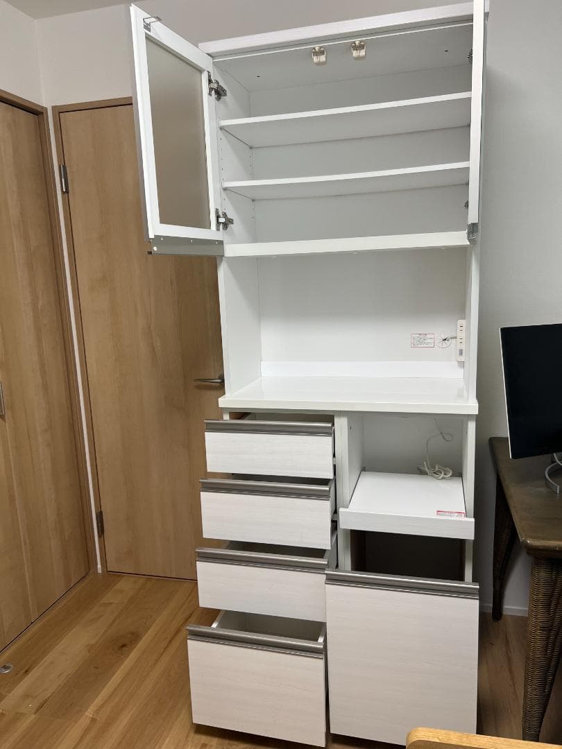 ニトリ　キッチンボード　リガーレ８０　ホワイト