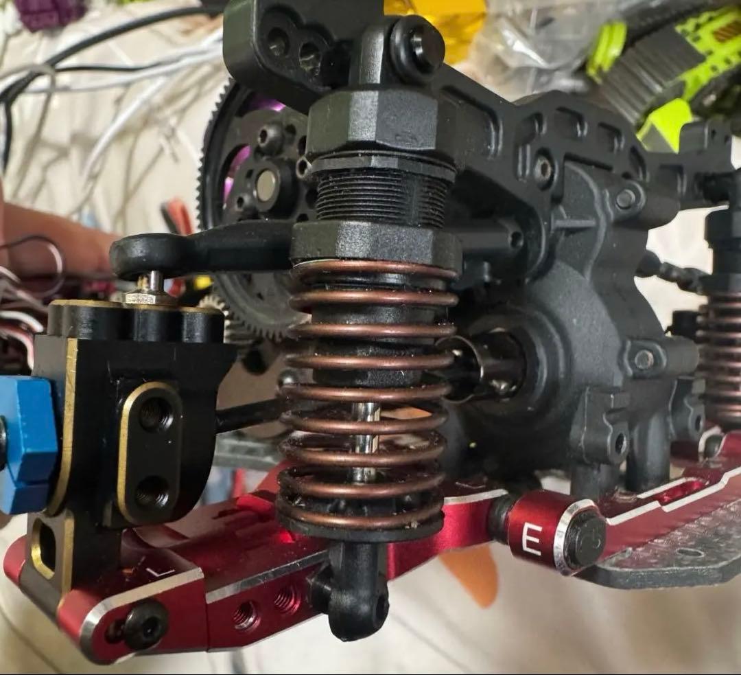 ガレージseek　 yd2eベースシャーシ カーボン仕様おまけ付き