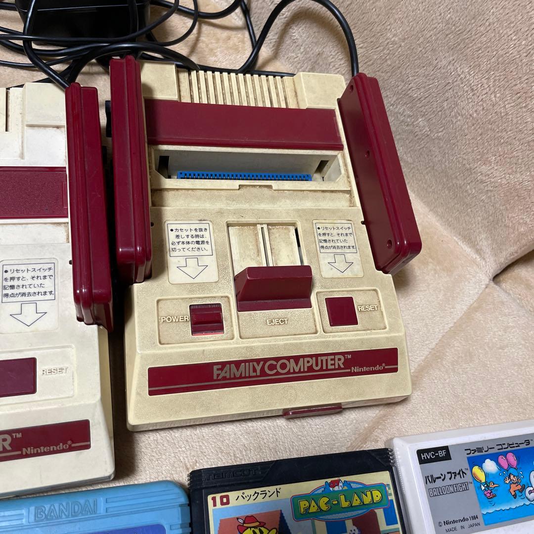 ファミリーコンピュータ本体3台　ソフト32本