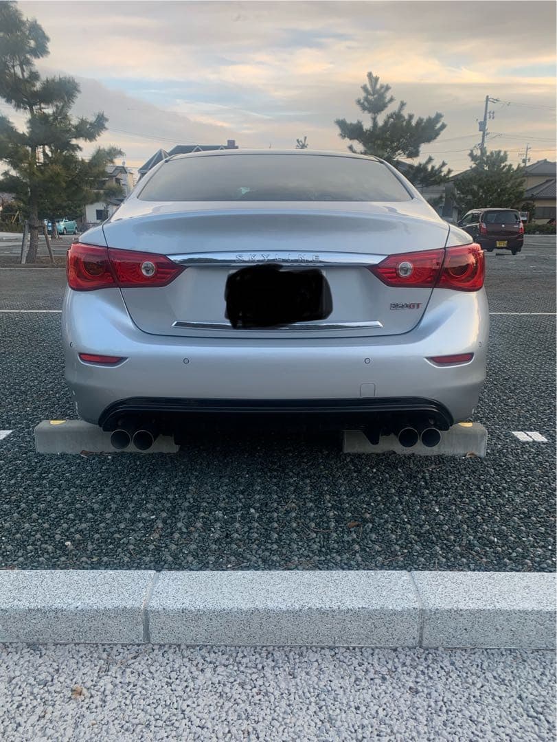 V37 スカイライン　リアストレートマフラー